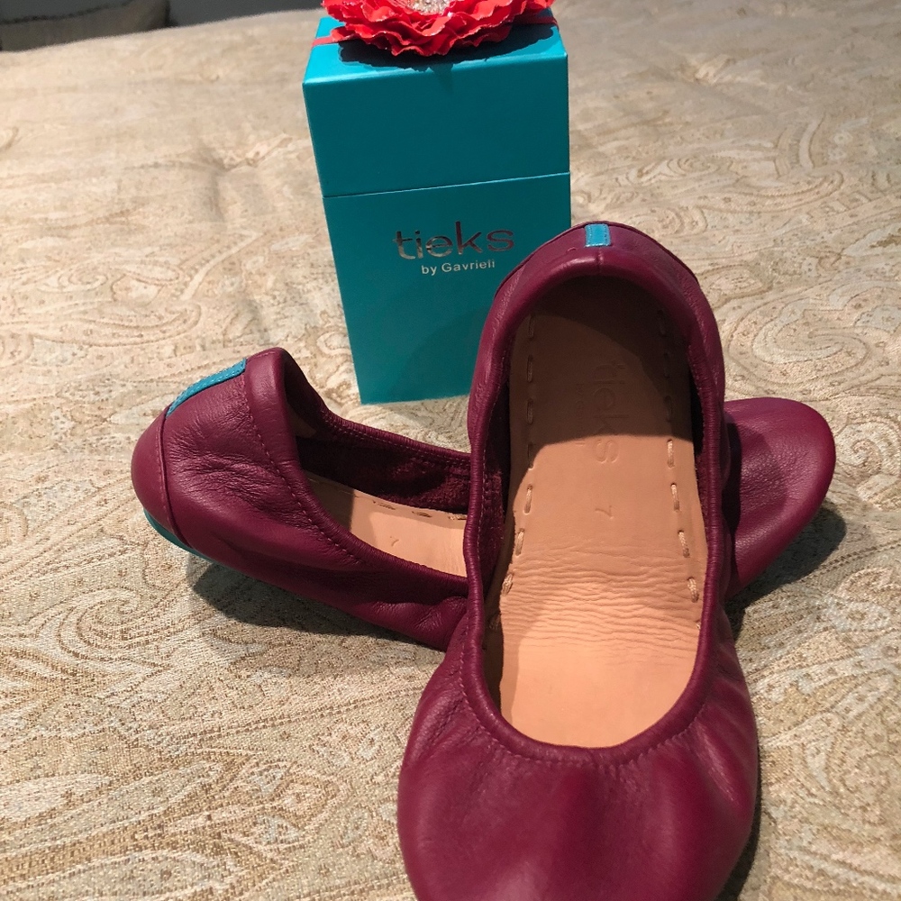 Tieks Burgundy Ballet Shoes Size 7